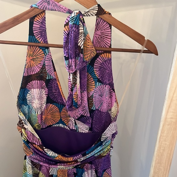 Gorgeous colourful mini dress- open back - Picture 5 of 8